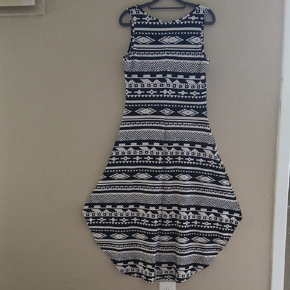 Cowgirl Justice Chic Asymmetrical Tribal Print Dress Sz M - Picture 3 of 7